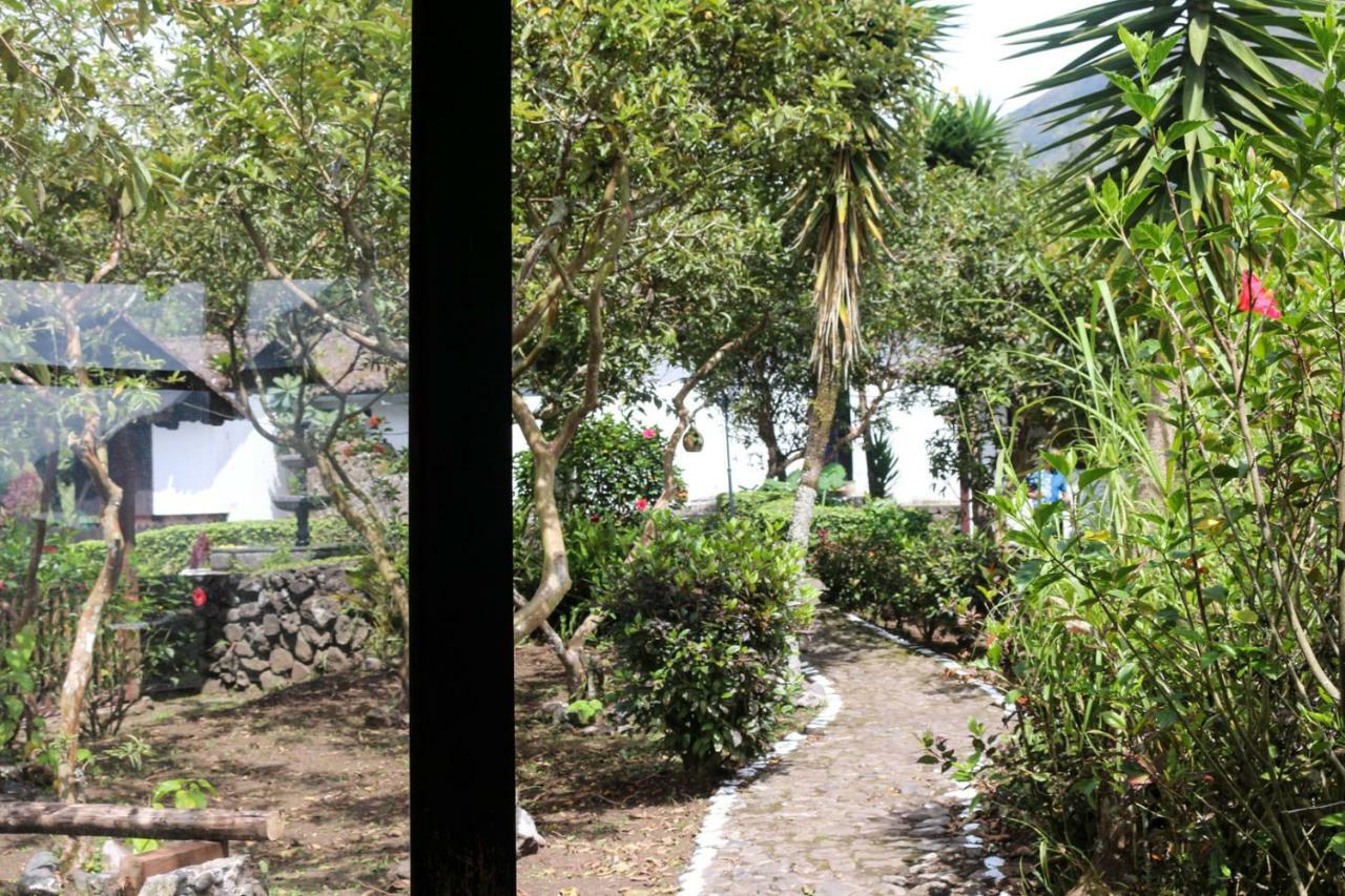 באניוס Hosteria El Trapiche Lodge & Spa מראה חיצוני תמונה